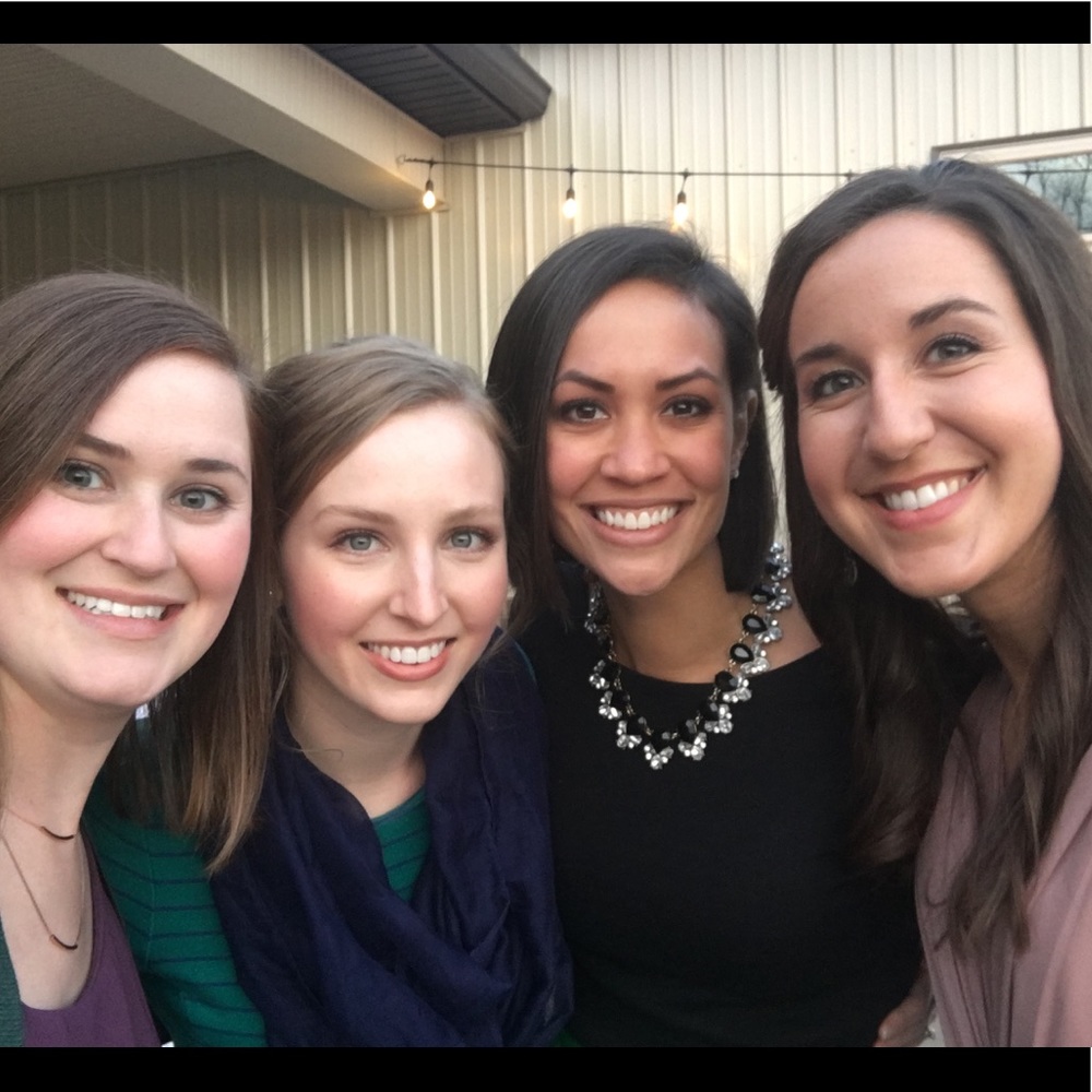 Meet your Posher, Akela